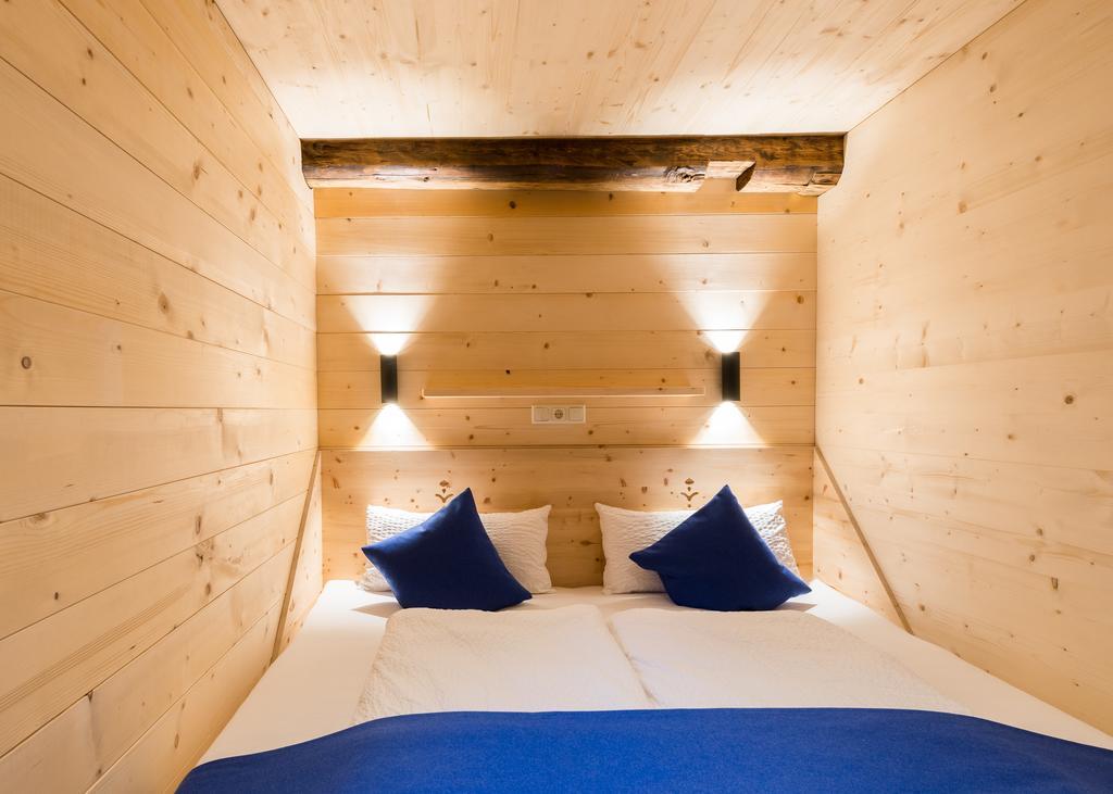 Giatla Hof Der Alfenalm - Ferienwohnungen Am Berg Innervillgraten Room photo